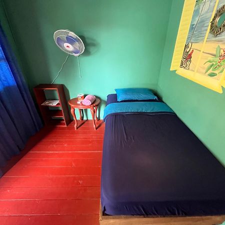 Valerie Emanuel Apartments بوكاس تاون المظهر الخارجي الصورة