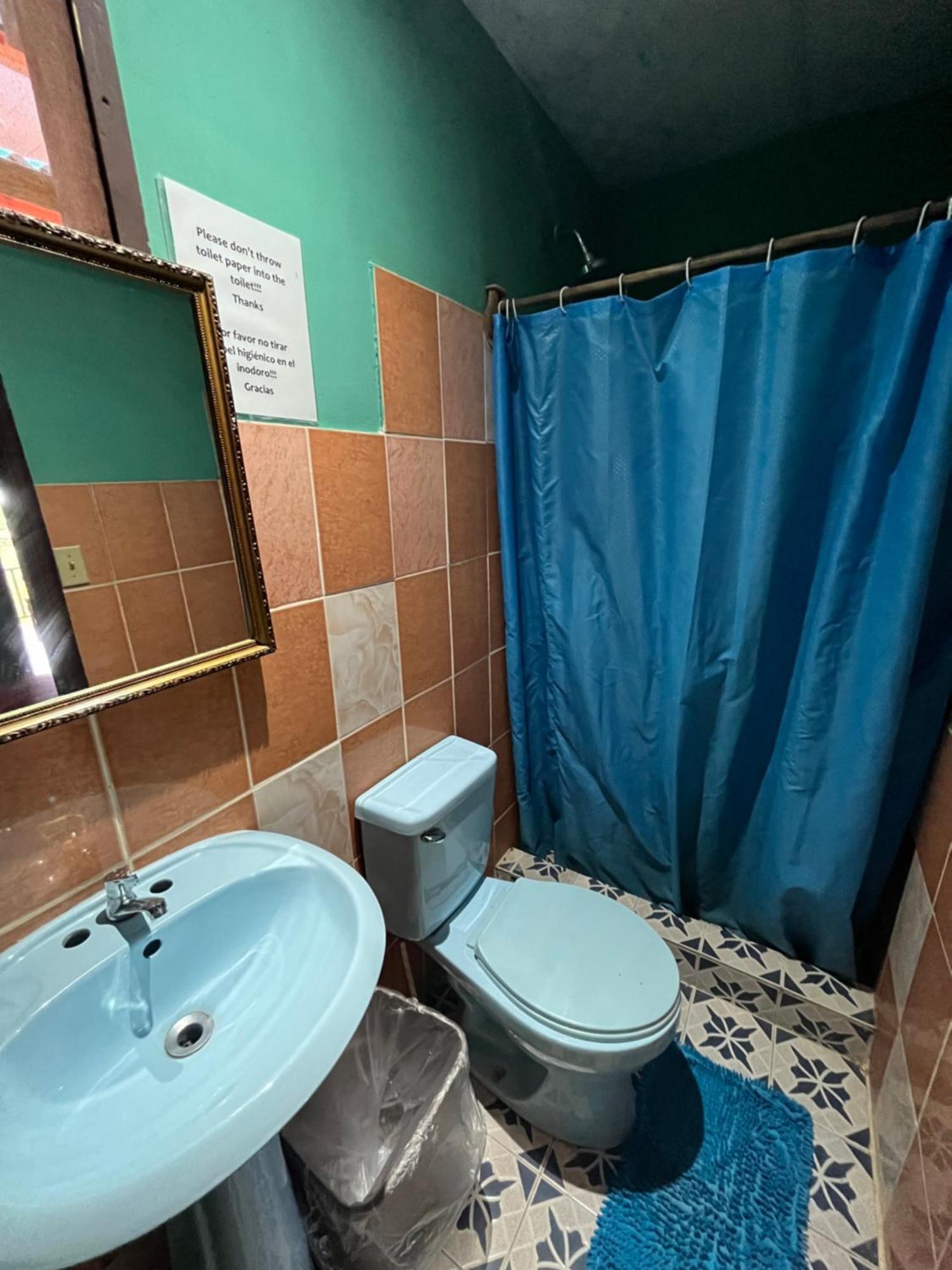 Valerie Emanuel Apartments بوكاس تاون المظهر الخارجي الصورة