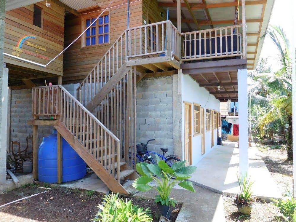 Valerie Emanuel Apartments بوكاس تاون المظهر الخارجي الصورة